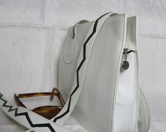 French Louis Feraud Leather Bag Cross Body Shoulder Bag White