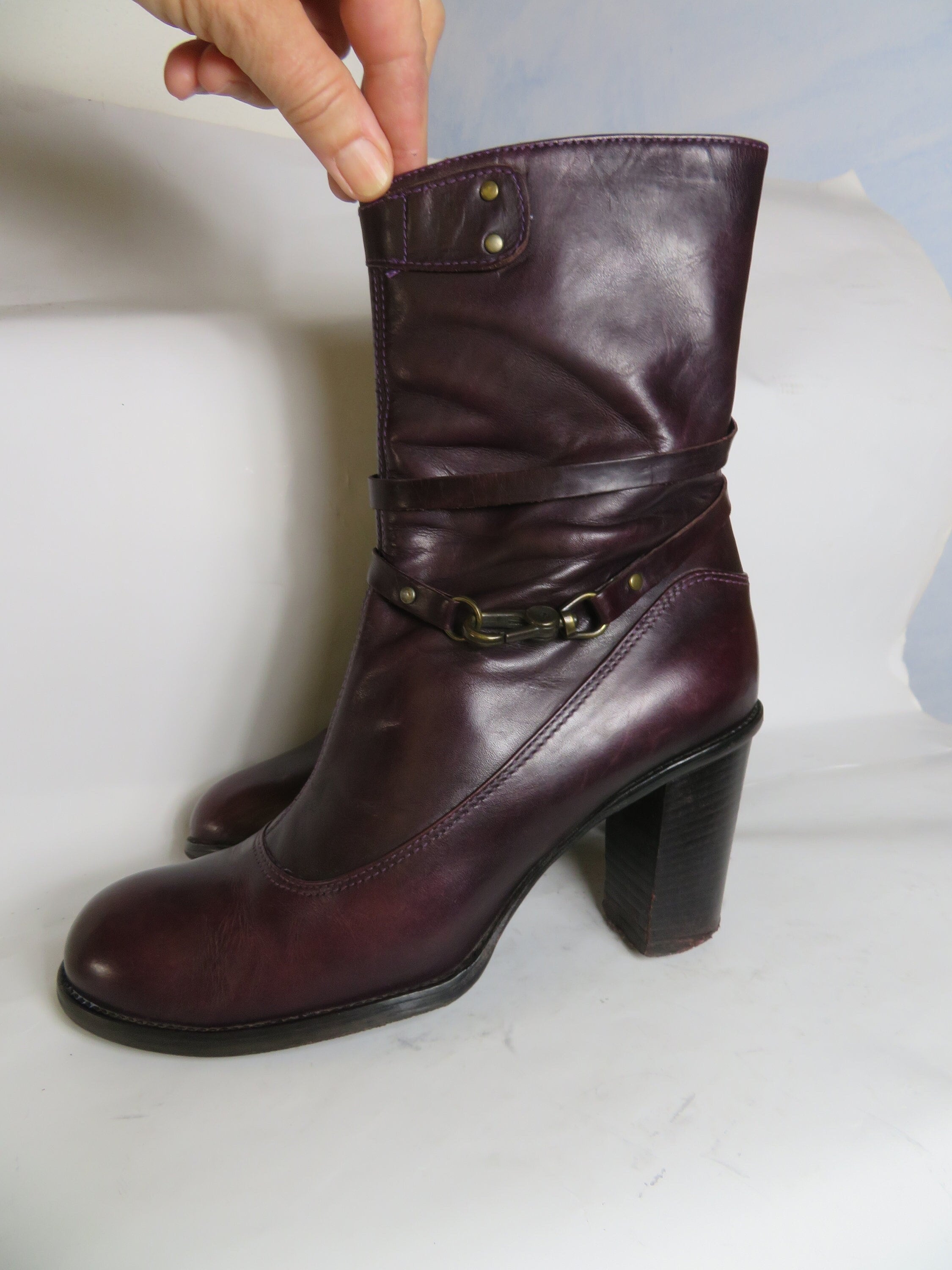 spids kontroversiel morder Purple Leather Boots - Etsy Hong Kong