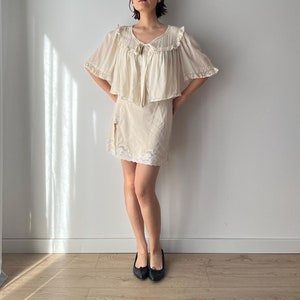 1940s 1930s Vintage Silk Crepe Bed Jacket, Antique French Lace Bolero, Bridal Lingerie Cover-Up, Old Hollywood Boudoir Jacket (S/M)