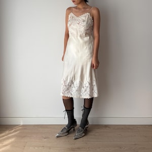 1930s Antique White Lace Liquid Silk Slip dress, Vintage lace mini dress, 30s Clothing, Vintage Pajamas