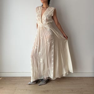 1930s Romantic Antique Bridal Lace Bias Cut Beige Pure Silk Dress, Liquid Nightdress, 1920s Art Deco Night gown Maxi Dress