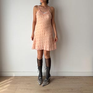 Robe nuisette en mousseline de soie et dentelle florale rose antique des années 1930, mini-robe en dentelle vintage, vêtements des années 30, pyjama vintage