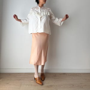 Antique 1910s Edwardian Blouse, 1910s French Lace White Cotton Victorian Blouse With Bow Embroidered Lace Corset Cover Blouse