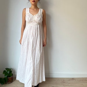 Vintage 1950s Floral Print Cotton Lace Maxi Dress: Romantic Lace Cottage-core Gown
