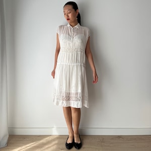 Antique Lace Nightgown: Victorian Edwardian Cotton Lawn Dress