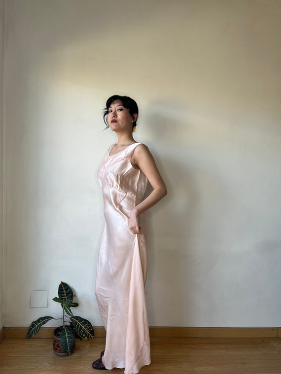 1950s Peach Pure Silk Liquid Satin Crepe Bias Cut… - image 2