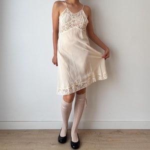 1920s Antique Bow Embroidery White Lace Liquid Pure Silk Slip dress, Vintage lace mini dress, 30s Clothing, Vintage Bridal Silk Slip