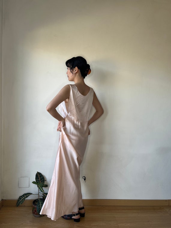 1950s Peach Pure Silk Liquid Satin Crepe Bias Cut… - image 10