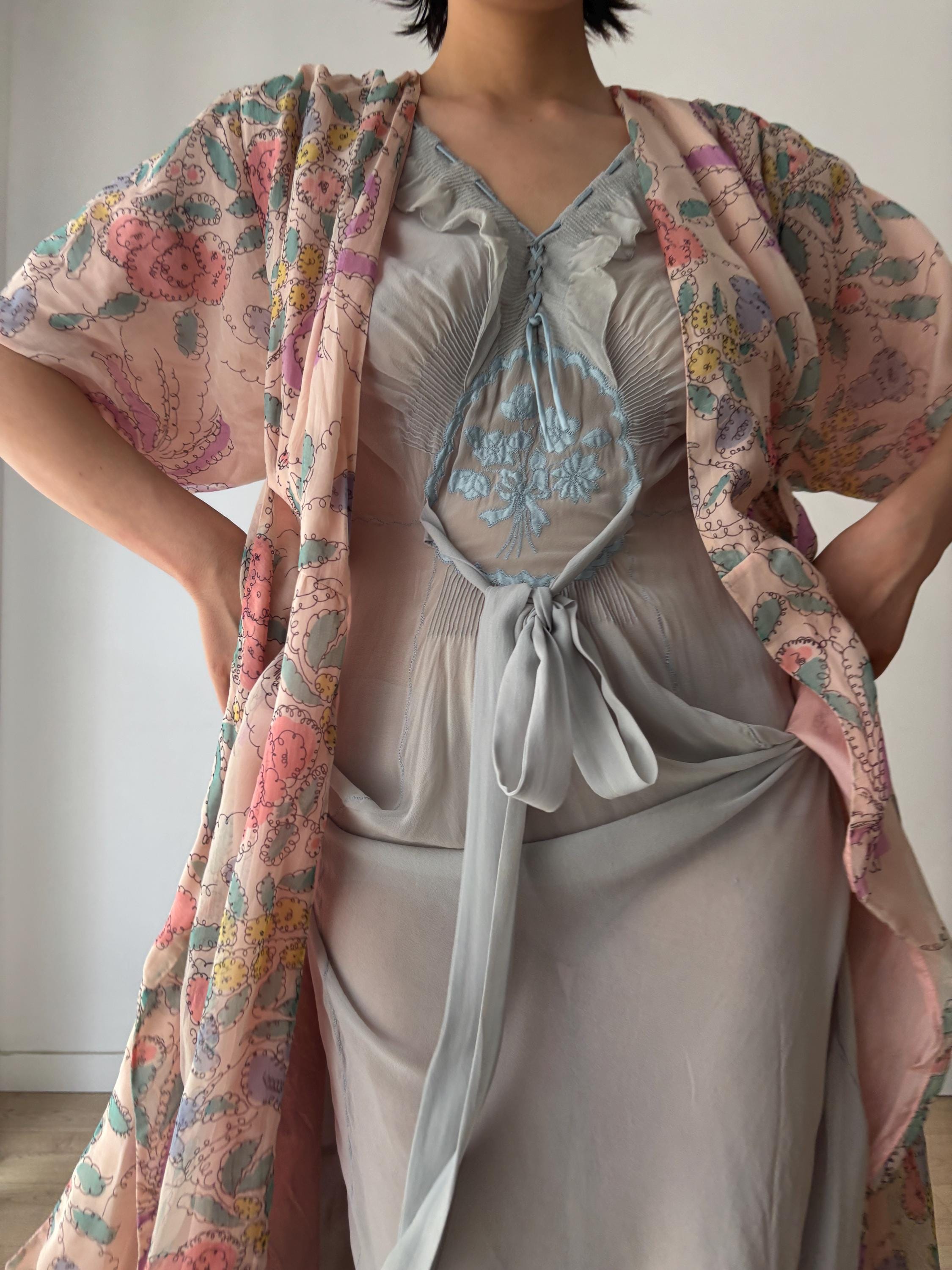 1920s silk dressing gown Vintage 1920s Printed Silk Robe with Tassels