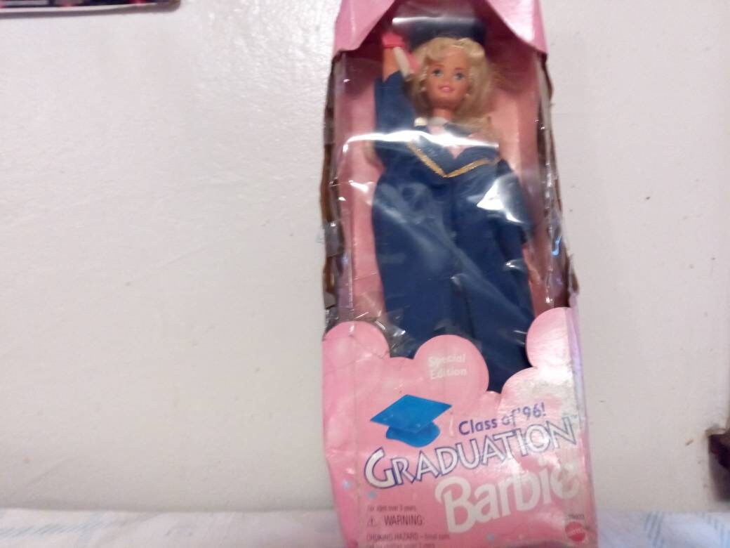 Graduation barbie 1996 clearance
