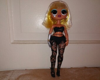 LOL OMG Surprise Fame Queen Doll