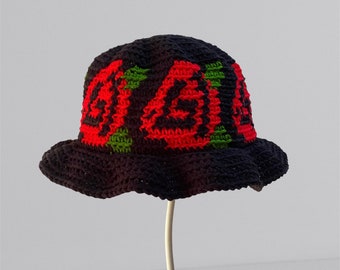 CROCHET HAT PATTERN | Roses Print Hat