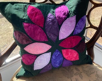 Appliqué Pillow Cover, pillow cover, quilted pillow cover, handmade pillow cover, green pillow, batik pillow