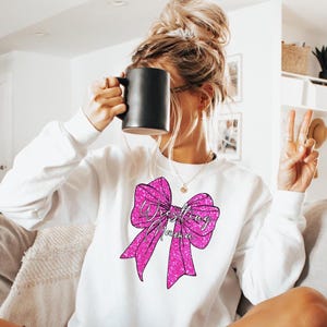 Wrestling Mom Sweatshirt, Wrestling Mama Shirt, Wrestling Sweatshirt Gift for Wrestling Mom, Sport Mom, Wrestling Gifts, Mom Wrestling Shirt