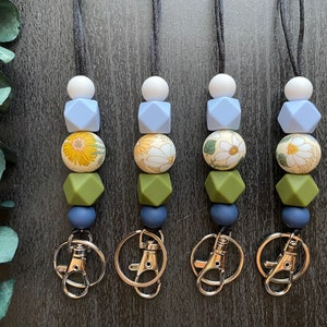 Silicone Beaded Lanyard | Floral Silicone | Silicone Lanyard | Teacher Lanyard | Silicone Teacher Lanyard | Back To School | Lanyard |