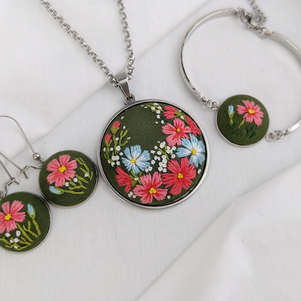 Hand-embroidered, Pink Cosmos, Embroidery, Handmade, Floral Stitched, Hand-Stitched, Pink Flowers, Cosmos Design, Embroidered Jewelry, Green
