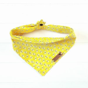 Glitter Bumble Bee Bandana, Pet Bandana, Bee Bandana, Yellow Bandana, Tie & Snap Bandana, Dog Accessory Bandana, Summer Dog, Cat Scarf