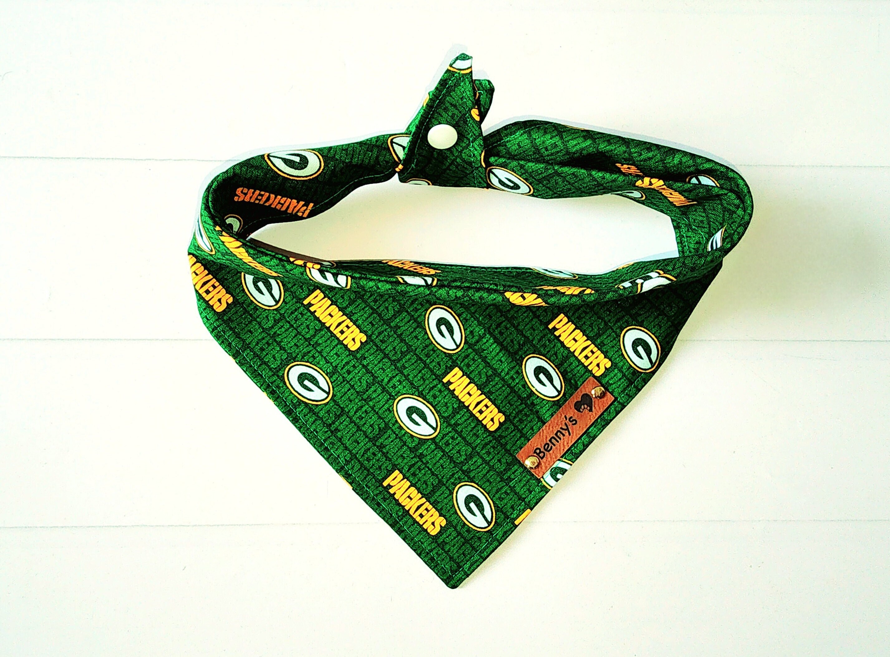Bandana para perros de los Green Bay Packers bandana para perros de los Green Bay bandana para cachorros bandana para perros de la NFL bandana para perros con cierre de presion y