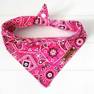 Pink Paisley Dog Bandana Tie & Snap Bandana Puppy Bandana Dog Neckerchief Female Dog Bandana Puppy Gift Female Dog Scarf Dog Clothes Pink