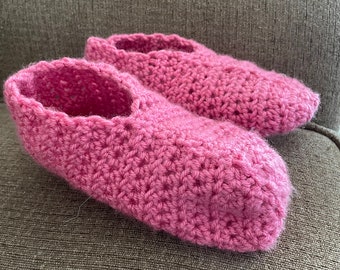 Cozy Handmade Slippers (USW 4-9) // Bride Bridesmaid Slippers // Handmade Crochet House Shoes // Host Hostess House Guest Gift // Gift Idea