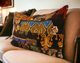 Kilim pillow, Handmade Pillow Cover, Perfect for Home Decor, Ideal Housewarming Gift, Stylish and Cozy Decorative Throw Pillow,