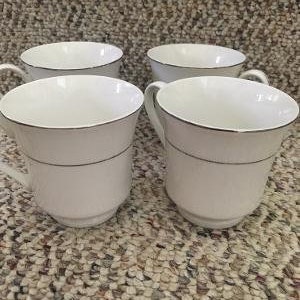 4 Classic Platinum Teacups Pattern 4246