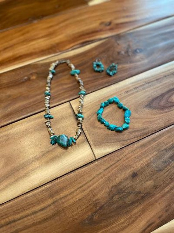 Turquoise Three Piece Jewelry Set