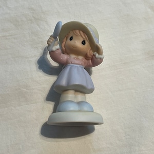Vintage Precious Moments Figurines
