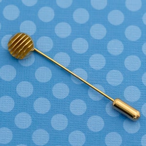 Vintage Mid Century Gold Tone Stickpin - M9