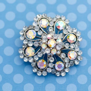 Vintage Victorian Floral Rhinestone Silver Tone Brooch - M11