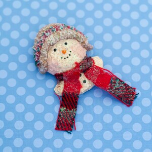 Vintage Mid Century Snowman Red and White 1998 Brooch by Linda Linquest Baldwin - M4