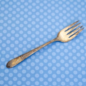 Vintage Royal Elegant Silver Tone Fork by WM Rogers - M30