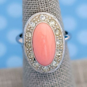 Vintage Victorian Light Pink Stone Ring by Avon Size 6 - M6