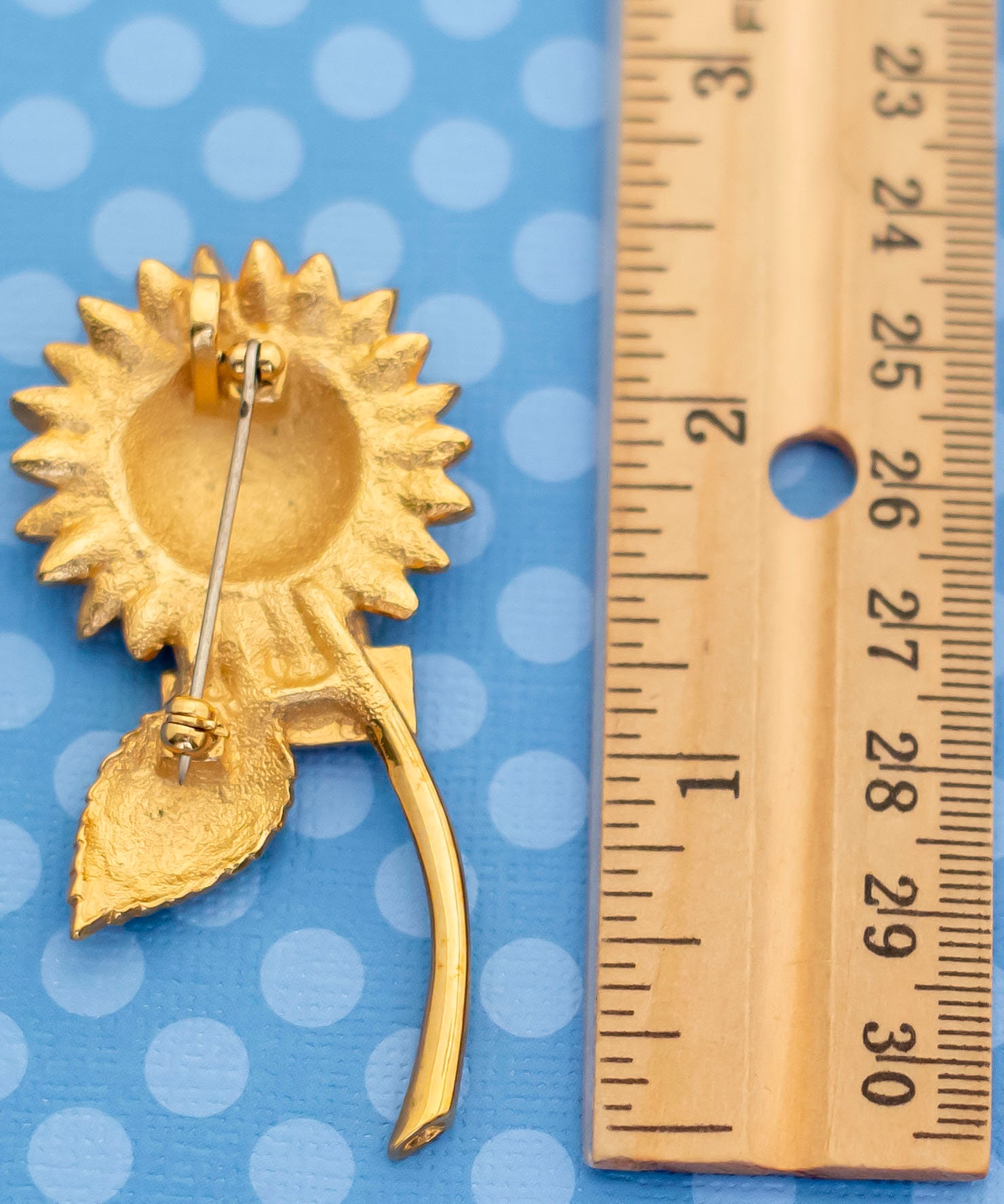 Broche Vintage Tournesol En Bois D'olivier Et Laiton - Artisanat Des Années 1960 - Occasion