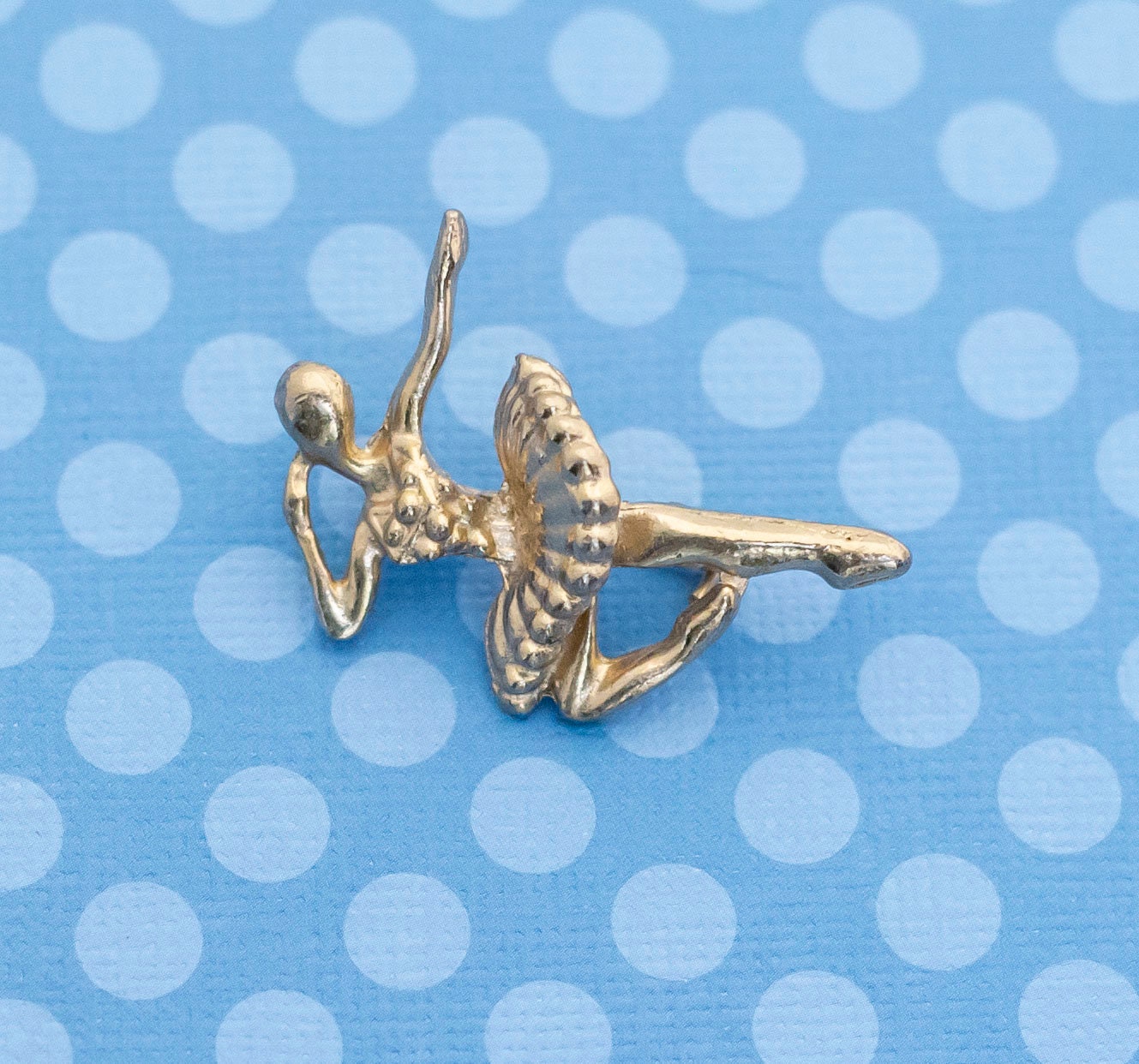 レア　VINTAGE LOWES BROTHERS DANCING GIRL Broszka Vintage Dancing Lady w odcieniu złota - M21 - Etsy