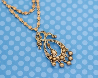 Vintage Mid Century Gold Tone Bib Necklace 17 Inches - M18