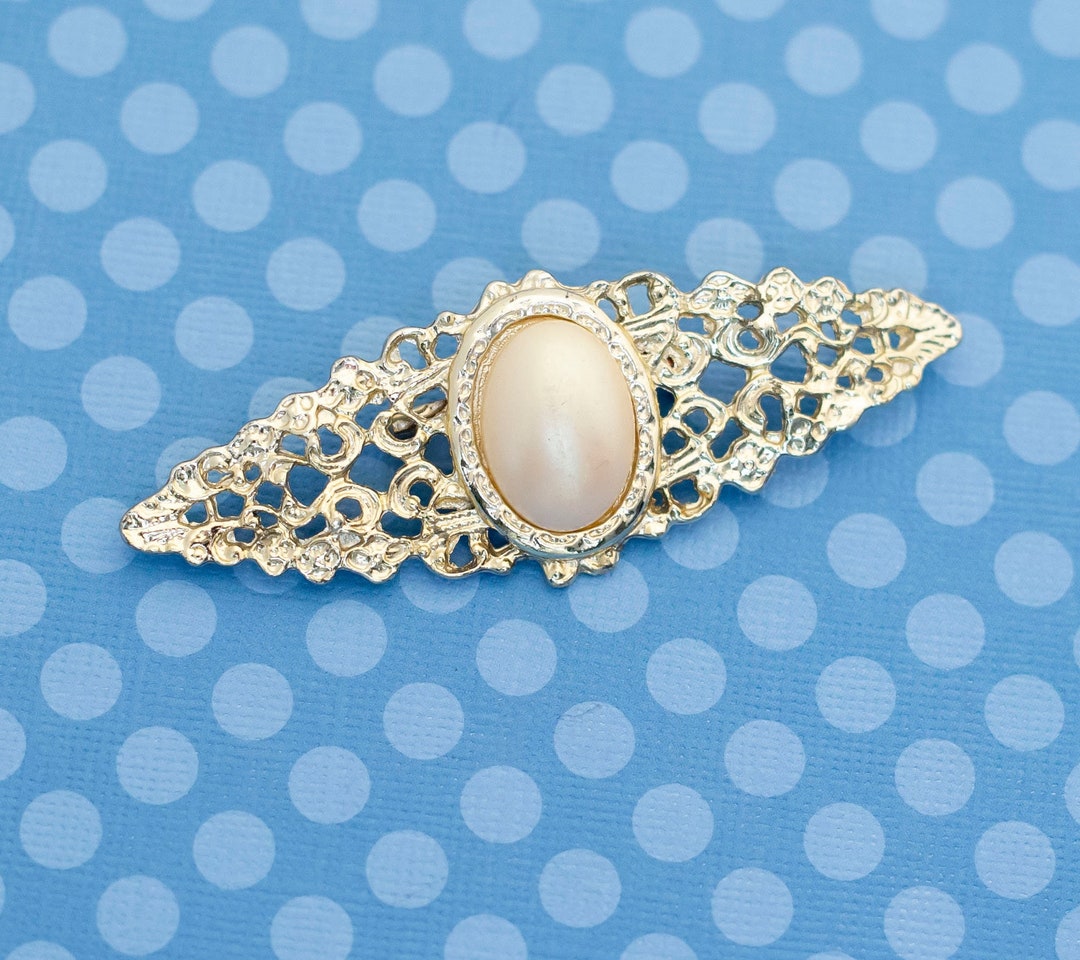 Broche Victorienne Romantique Avec Perles Argentées - Occasion Comme Neuf - Style Rameaux