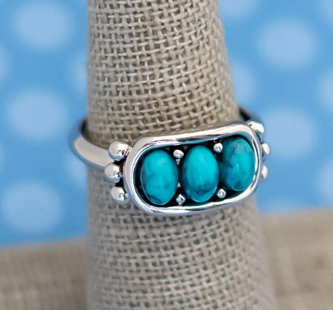 Vintage Boho Turquoise Stone Ring by Avon Size 6 - M18 - Etsy