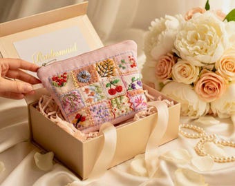 Borsa cosmetica in lino ricamata a mano, regalo per lei, borsa per il trucco Boho, astuccio ecologico con cerniera