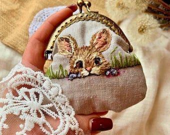 Eco linen bunny coin purse, embroidered kiss lock pouch, handmade linen wallet, cute eco gift for her, sustainable coin bag,