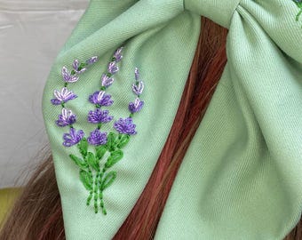 Lazo para el cabello de lino personalizado, lazo para el cabello bordado con nombre personalizado para niñas, lazo floral para el cabello, pinza para el cabello hecha a mano, regalo para niña