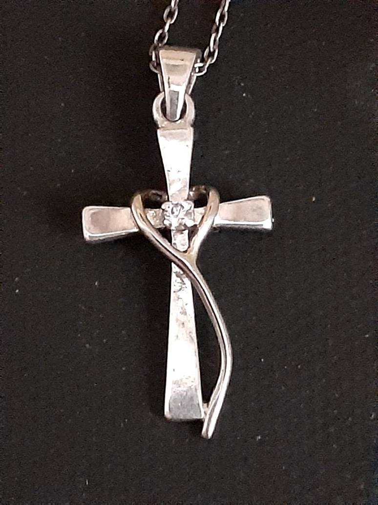 Collana con ciondolo a croce in argento sterling con diamanti e vermeil dorato - 17,5 - Italia