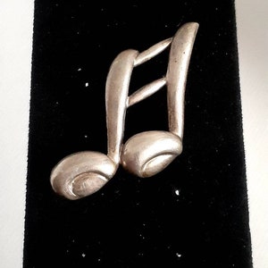 Sterling silver musical note Brooch/pin