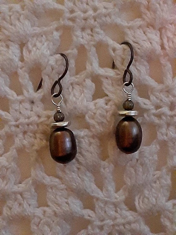 Chocolate Baroque pearl dangle/drop earrings - image 5