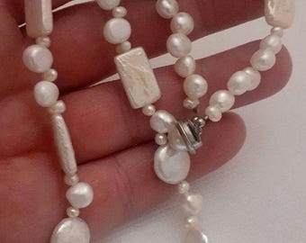 Echte Münze und Barock Perle Multi Style Perlenkette