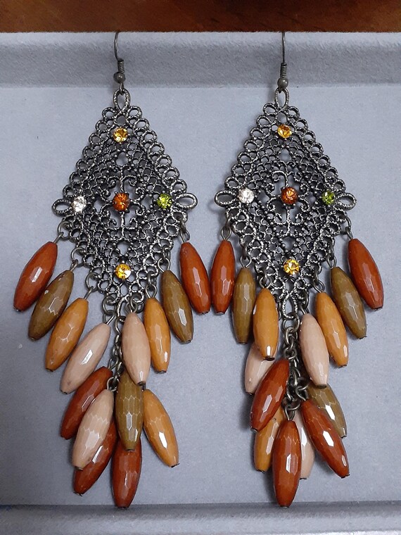 Fauceted lucite dangle drop bead cluster chandeli… - image 4