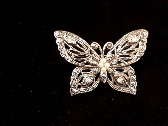 Vintage Avon marcasite silvertone butterfly Brooc… - image 4