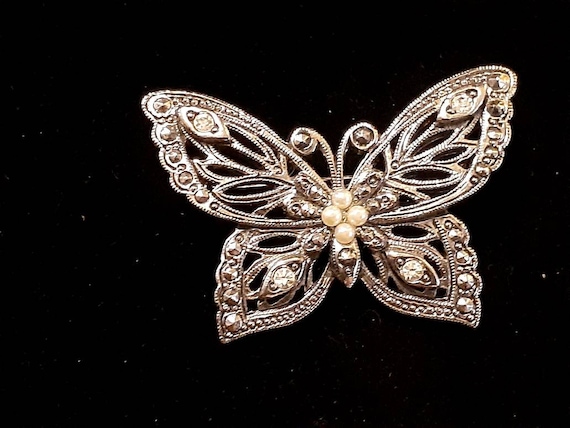 Vintage Avon marcasite silvertone butterfly Brooc… - image 1