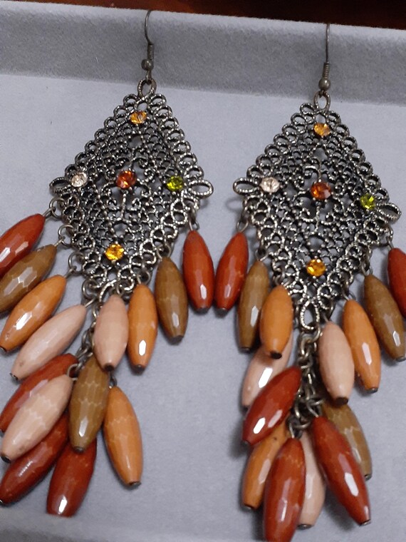 Fauceted lucite dangle drop bead cluster chandeli… - image 9