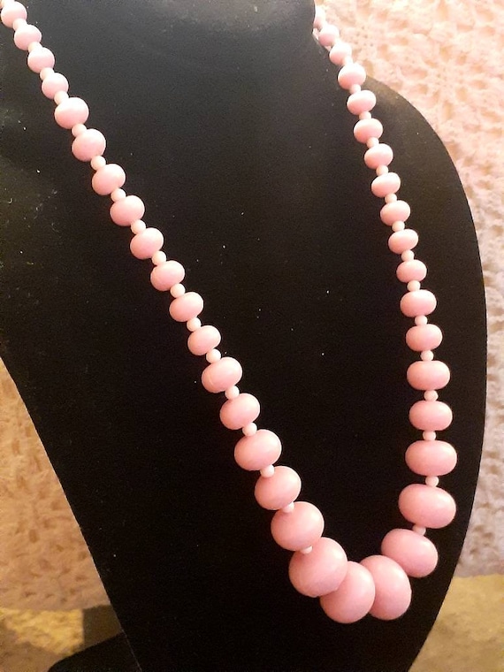 Bubblegum pink and white bead necklace - image 2